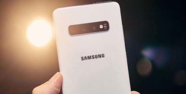 samsung-galaxy-s10-smartphone-camera