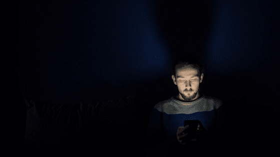 Why you should use blue light filter on Your mobile